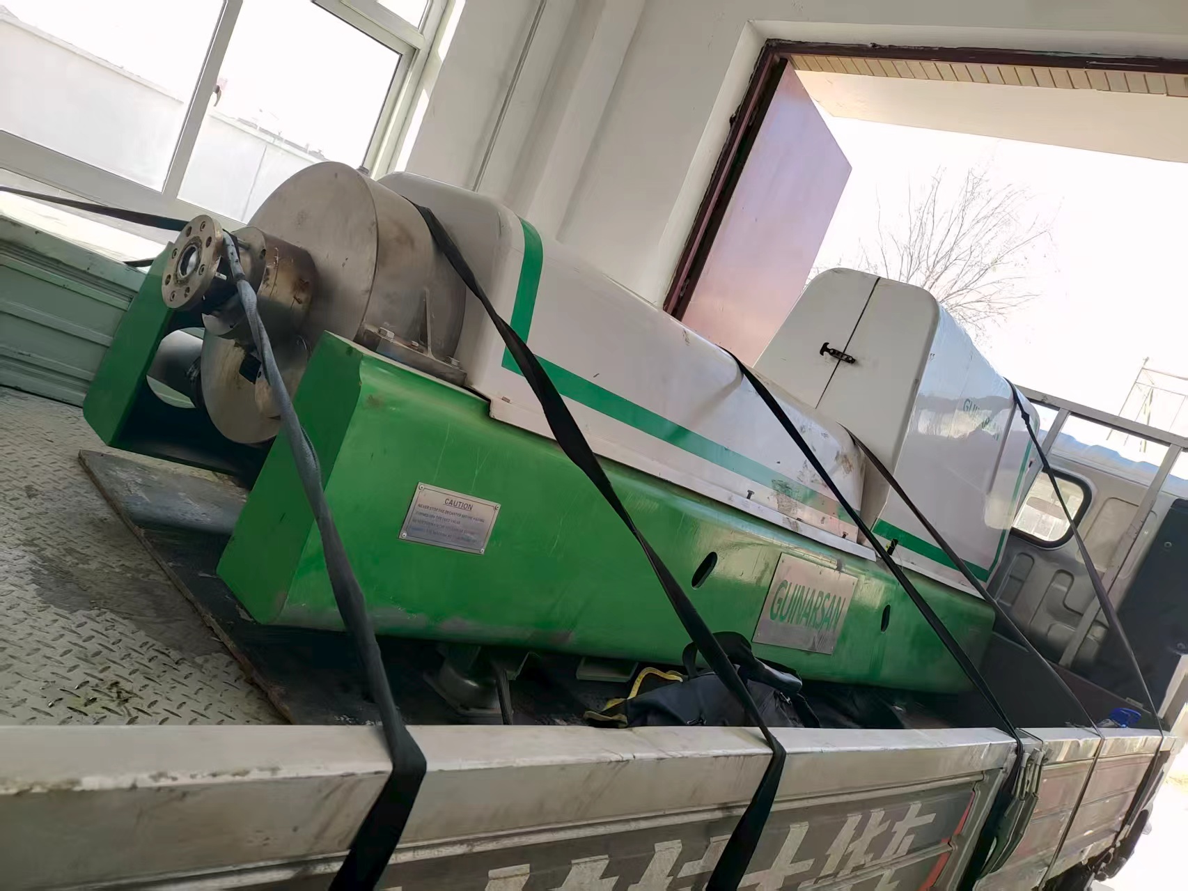 坚纳森卧螺离心机